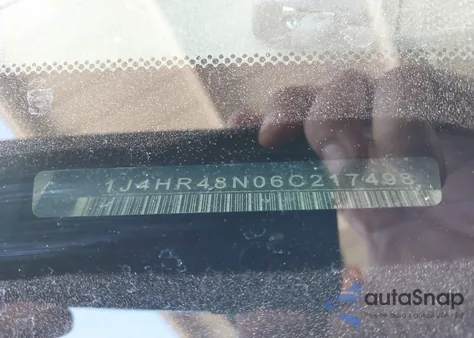 2006 Jeep Grand Cherokee Laredo from USA, damaged, VIN 1J4HR48N06C217498